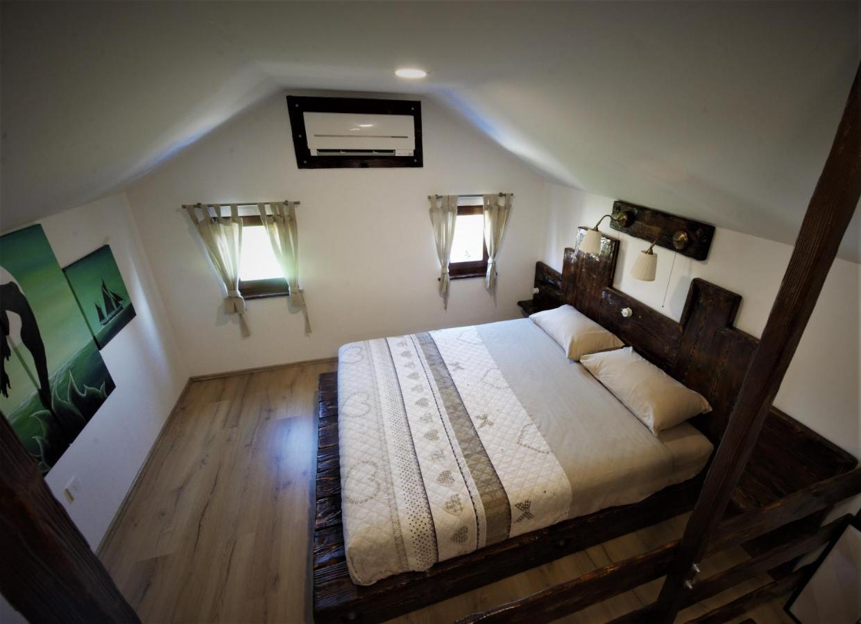 Apartments Oliva Fiorini ภายนอก รูปภาพ
